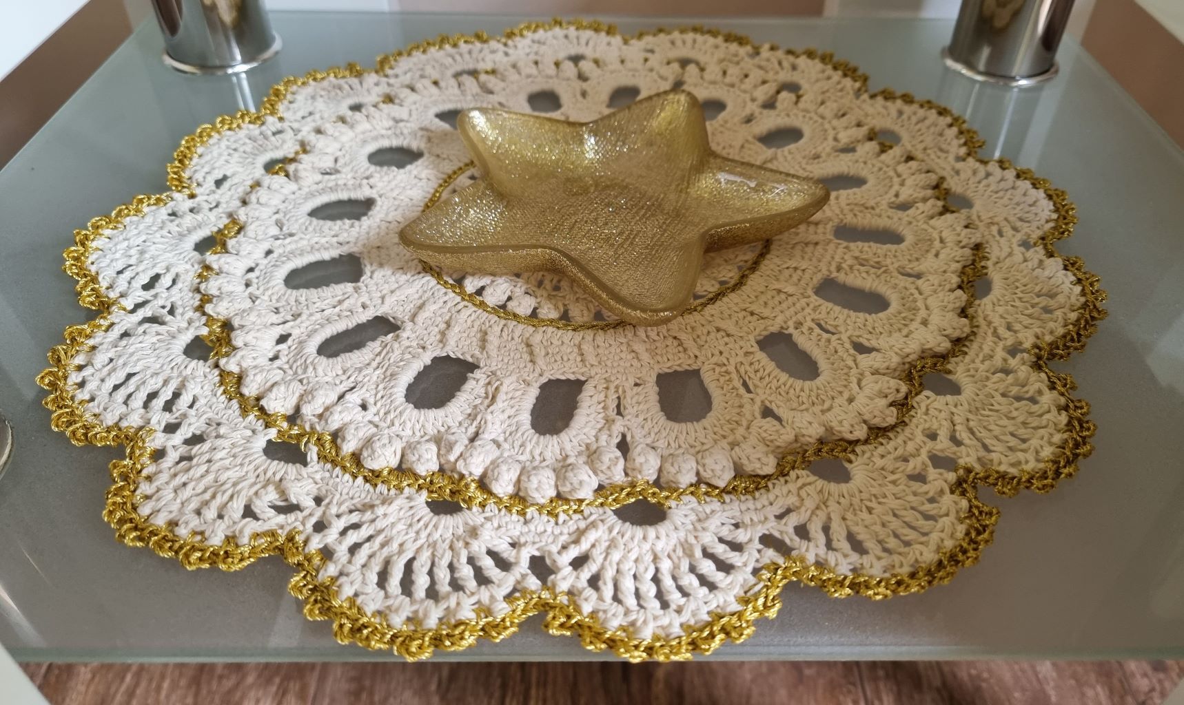 You are currently viewing Serwetka na stolik