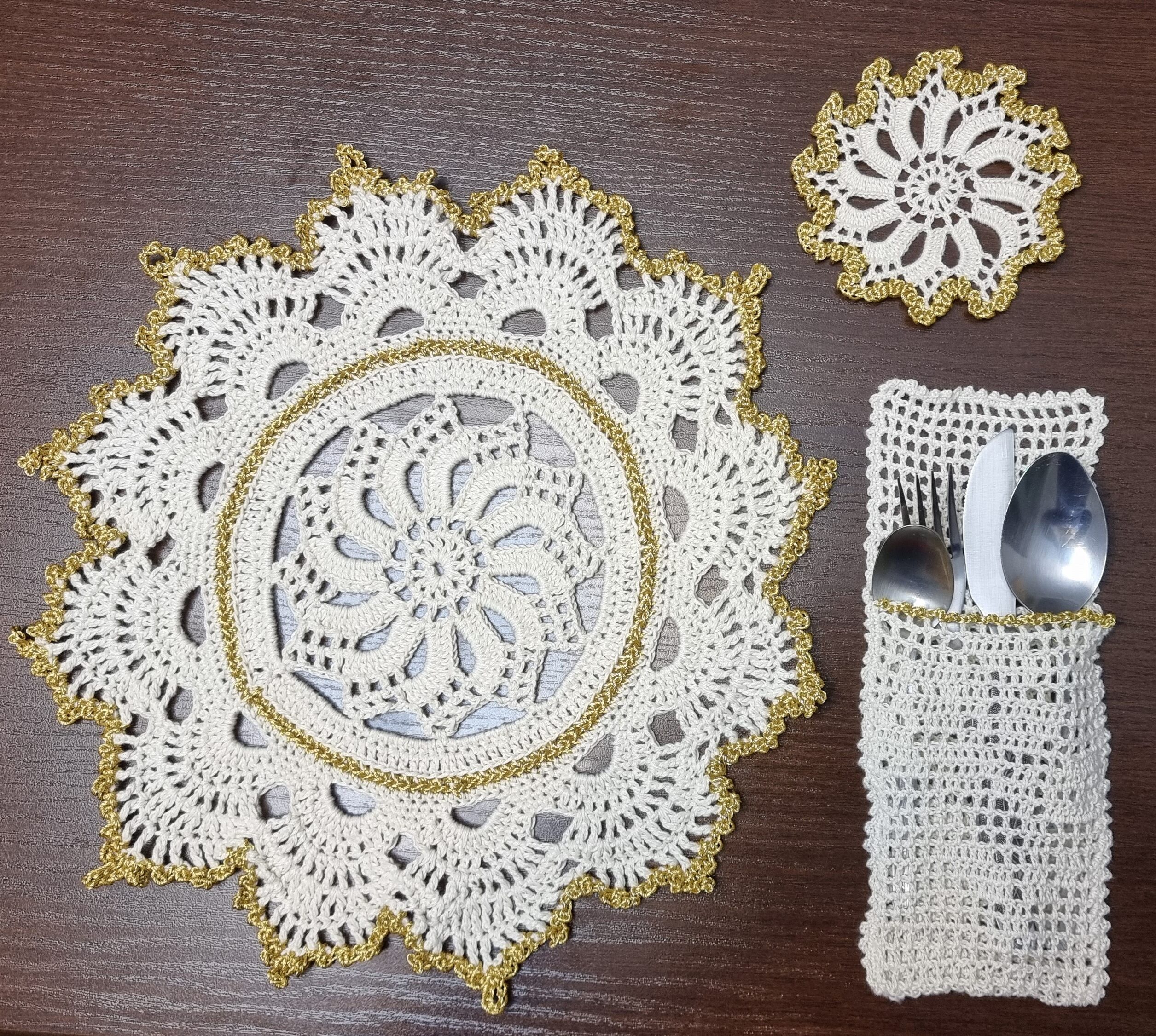 You are currently viewing Serwetki pod talerze